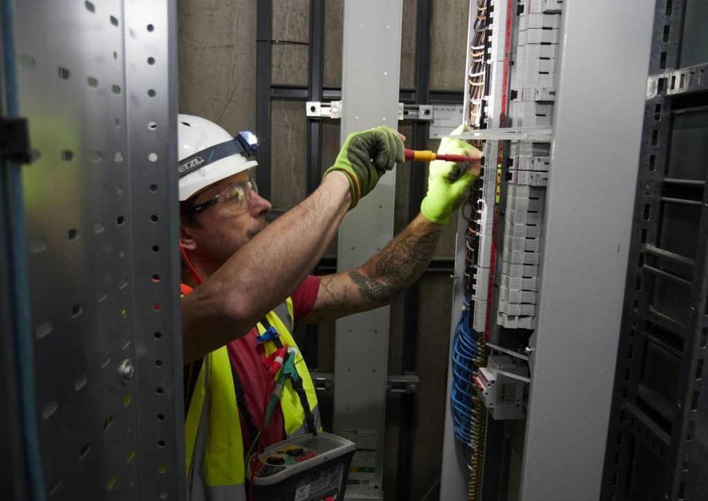 Electrical Testing & Commissioning 4