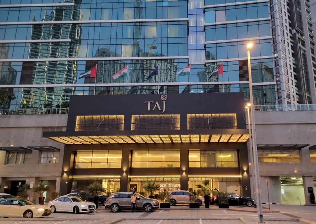 TAJ DOWNTOWN HOTEL 1